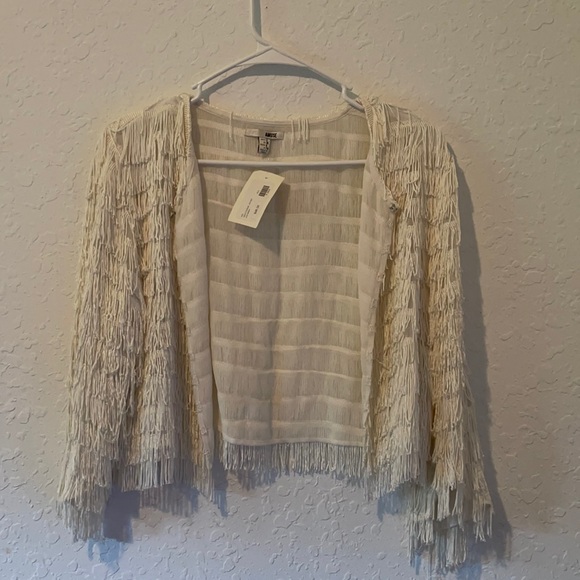 White jacket - Picture 1 of 3